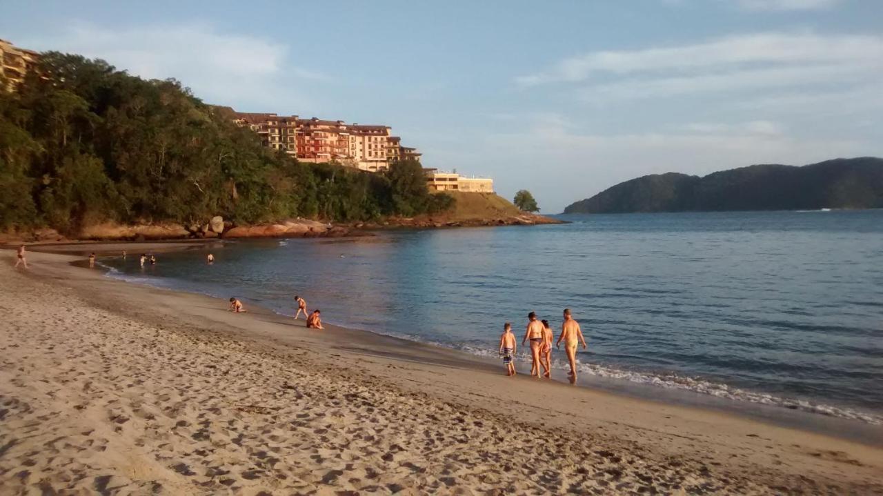 Chale No Condominio Verde Mar Na Praia Da Cocanha Карагуататуба Екстериор снимка